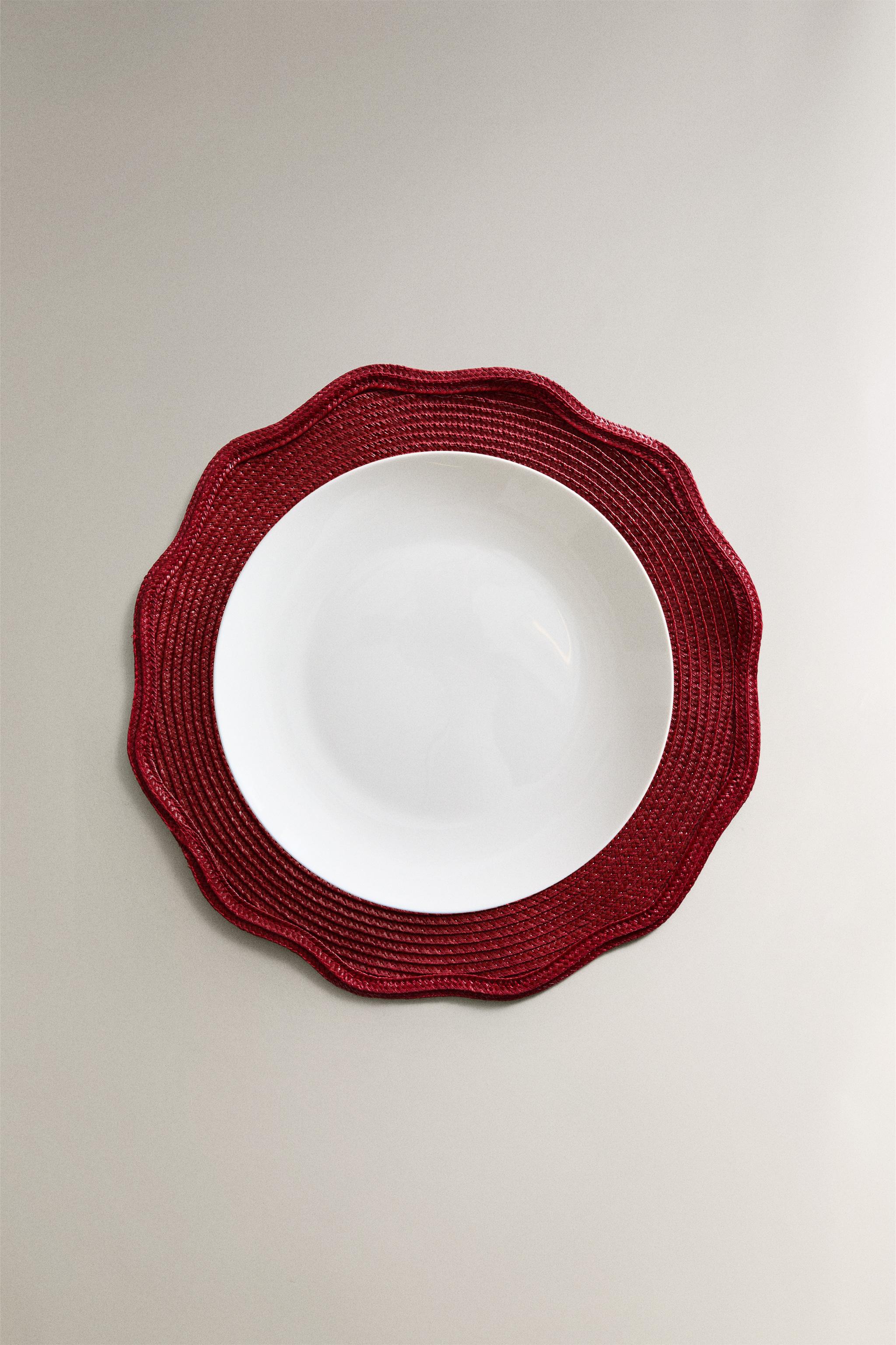 CHRISTMAS BLONDE LACE PLACEMAT (SET OF 2)